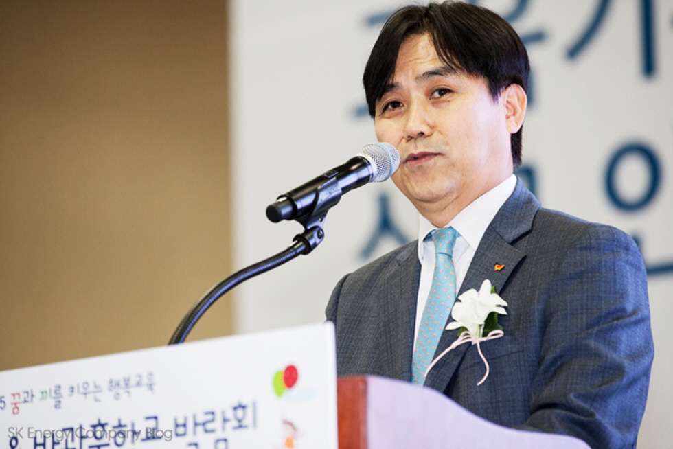 ▲SK에너지 CR전략실 조은기 실장이 우수활동 사례를 발표하고 있다