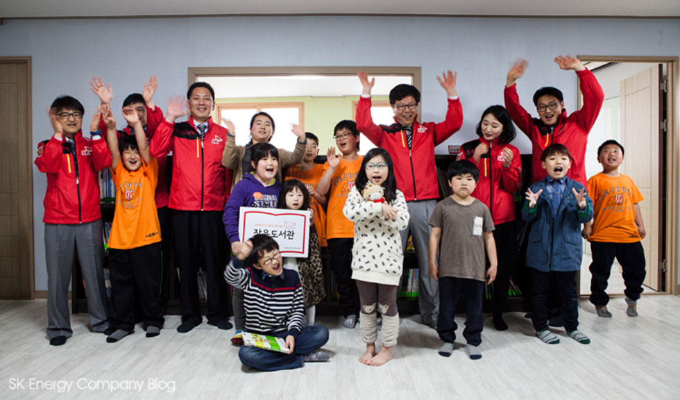 ▲제주도 ‘꿈꾸는 공부방’ 지역아동센터에 작은 도서관 조성