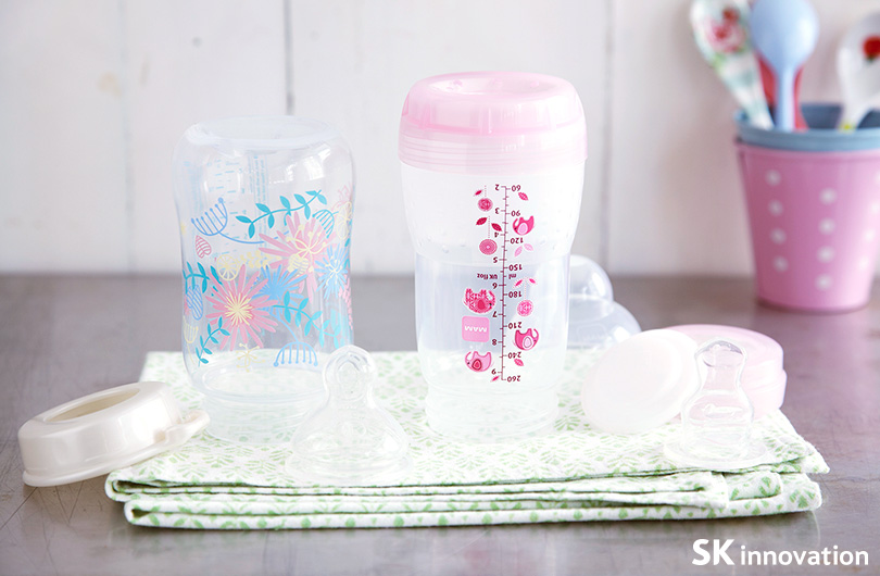 환경호르몬 NO! 내구성 있고 안전한 플라스틱 젖병 소재와 특징