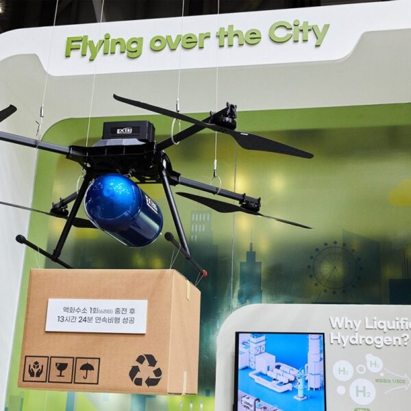 < 13시간 연속 비행이 가능한 액화수소 드론(SK E&S 연구개발 지원)>